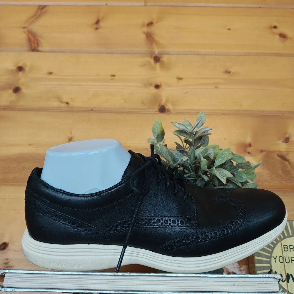 Cole Haan Grand OS Wingtip Oxford Sneaker Black Leather Preppy Shoe C29413 Sz 8M